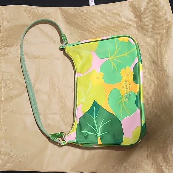LIKE NEW!!  Kate Spade shoulder bag - Picture 1 of 8